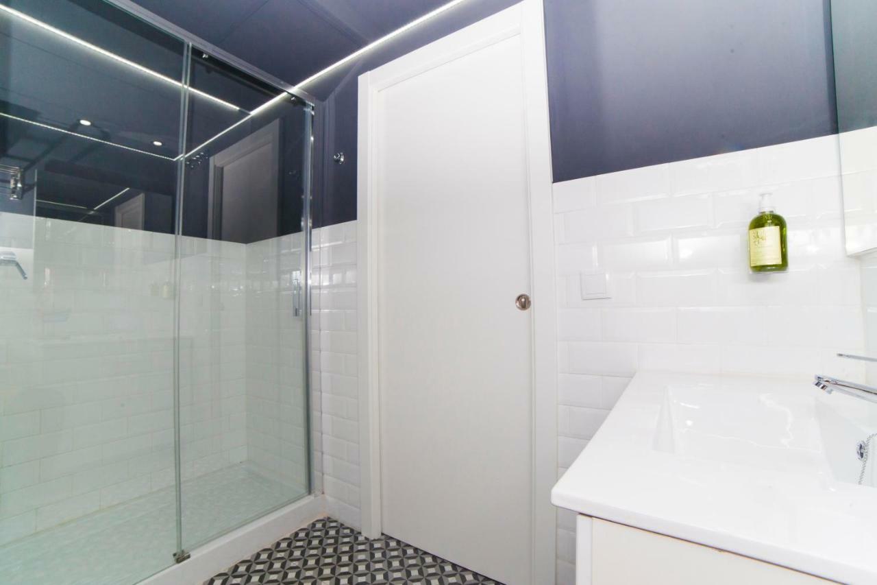 Precioso Apartamento Cerca De Plaza Espana Валенсия Екстериор снимка